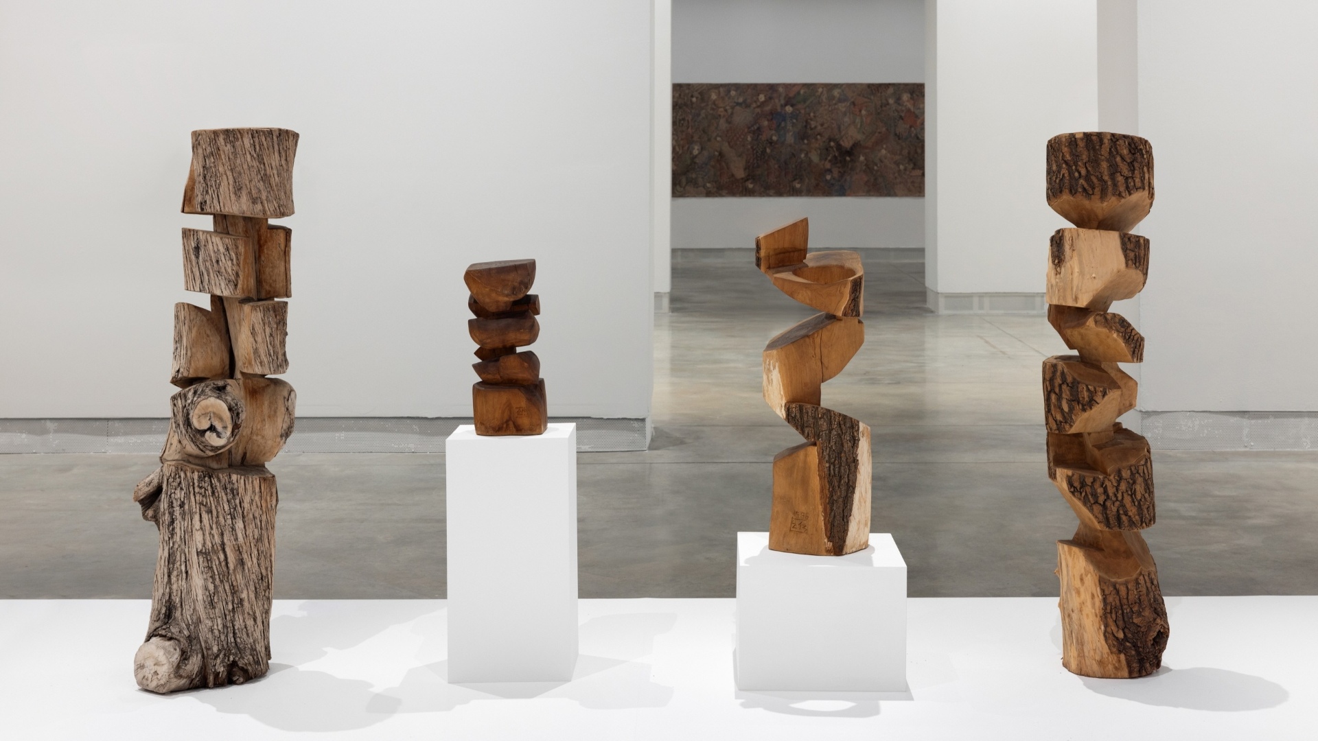 김윤신 회고전 (가제)